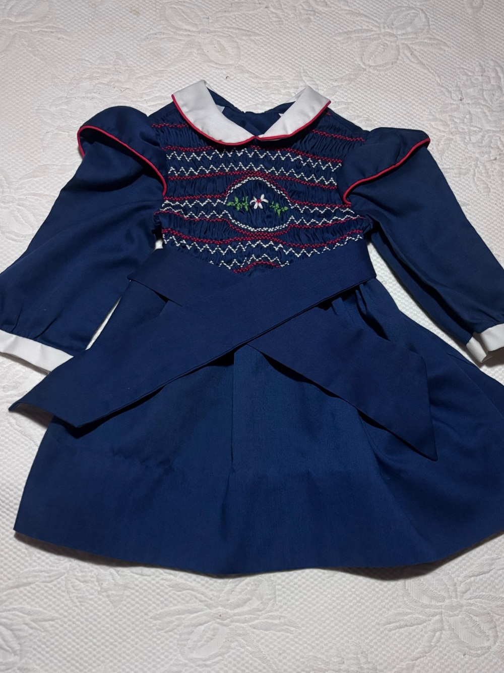 Vintage Walt Disney Toddlers Smocked Dress!
